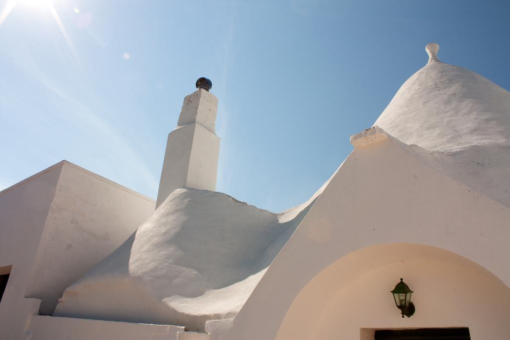 Trulli Sarmenzanello * Noci
