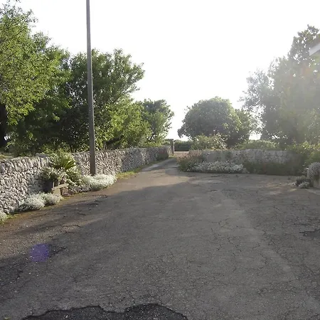 Trulli Sarmenzanello Apartment Noci Exterior photo